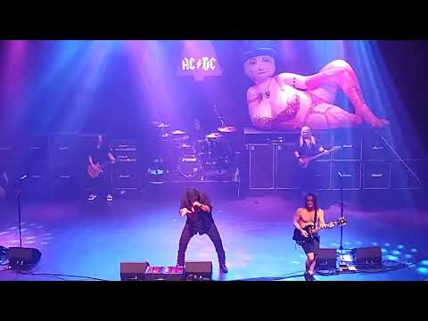 AC/DC Tribute Back N Black cover